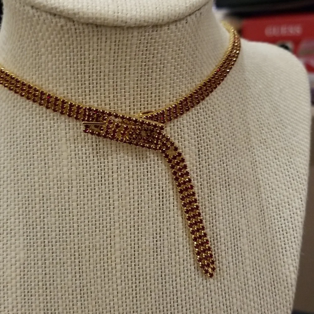 Jewelry - Picture 2 of 8